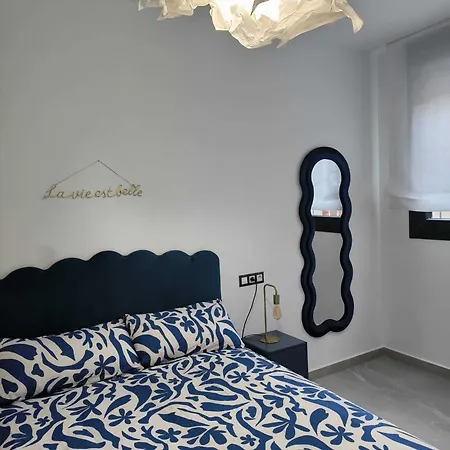 Aparthotel Gibralfaro Apolo *