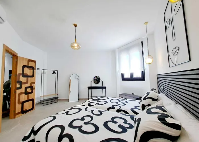 Gibralfaro Apolo Apartmanhotel 3*