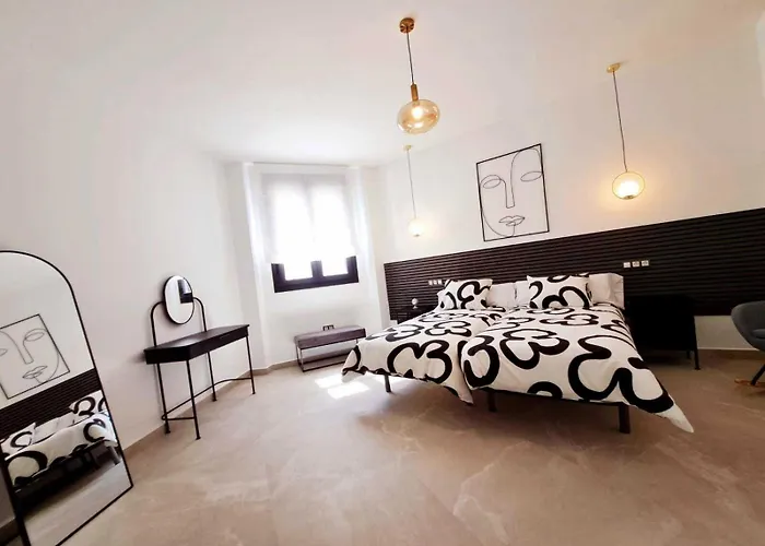 Apartmanhotel Gibralfaro Apolo 3*